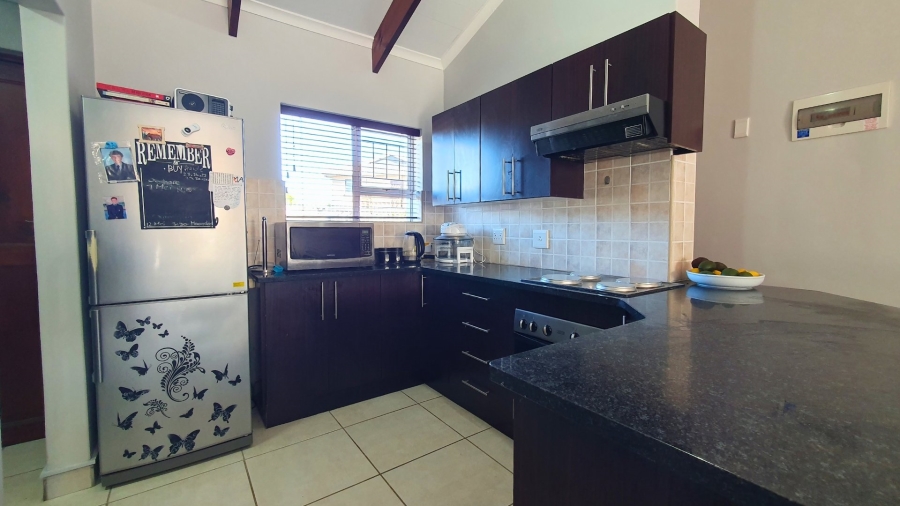 2 Bedroom Property for Sale in Heiderand Western Cape